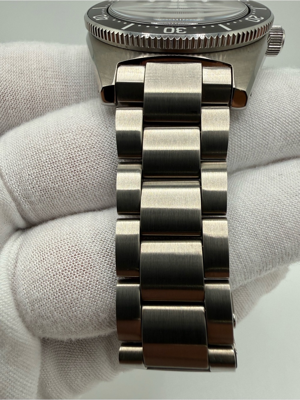 Seiko Prospex SPB143J1 Men's Automatic Analog W/original Box & Papers COA - Picture 5 of 16